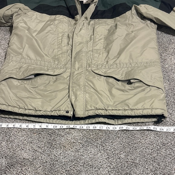 Columbia Men's Green and Gray Performance Jacket - Picture 8 of 15
